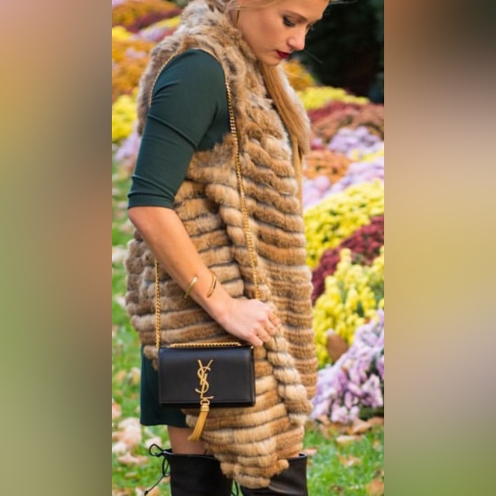JOCELYN
Striped‎ Fur Jacket
Size: S